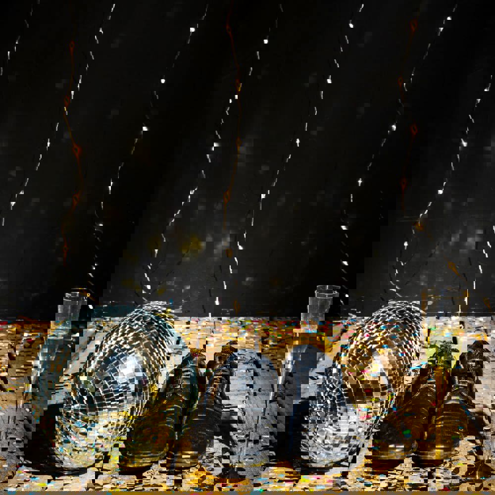 InsideOut Retractable string lights