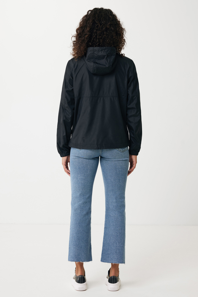 IQONIQ Logan gerecycled polyester lichtgewicht jas